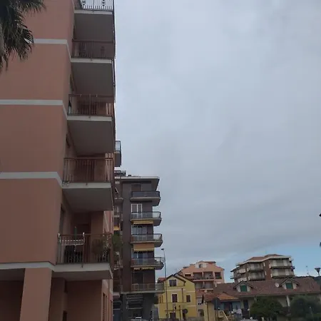 Via Vaghi 11, Centrale Apartment